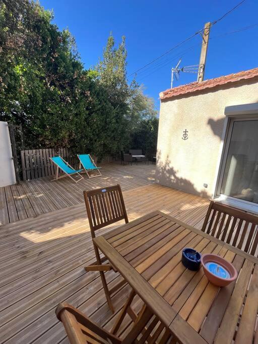 "Le Nature" Camargue Jardin アルル エクステリア 写真
